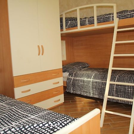 Agriturismo Il Sorriso Dei Figli อาร์เจโญ ห้อง รูปภาพ